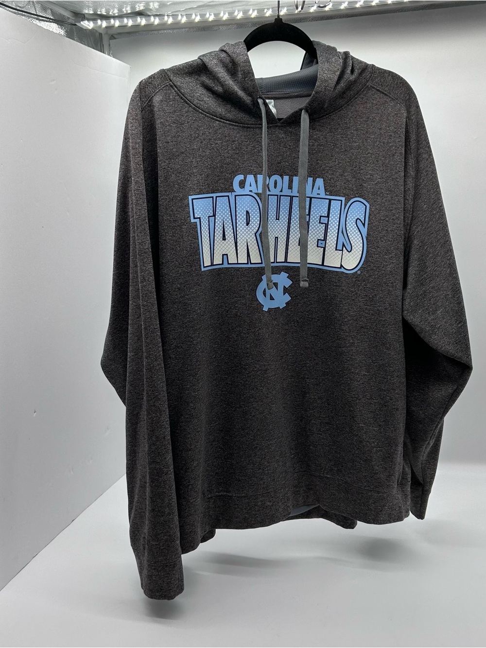 Men's Carolina Tar Heels Dark Gray Pullover Hoodie 2XL